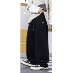 Спортивні штани для хлопчика на флісі чорні