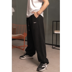 Спортивні штани для хлопчика на флісі чорні