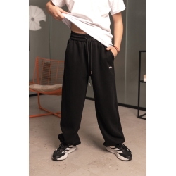 Спортивні штани для хлопчика на флісі чорні