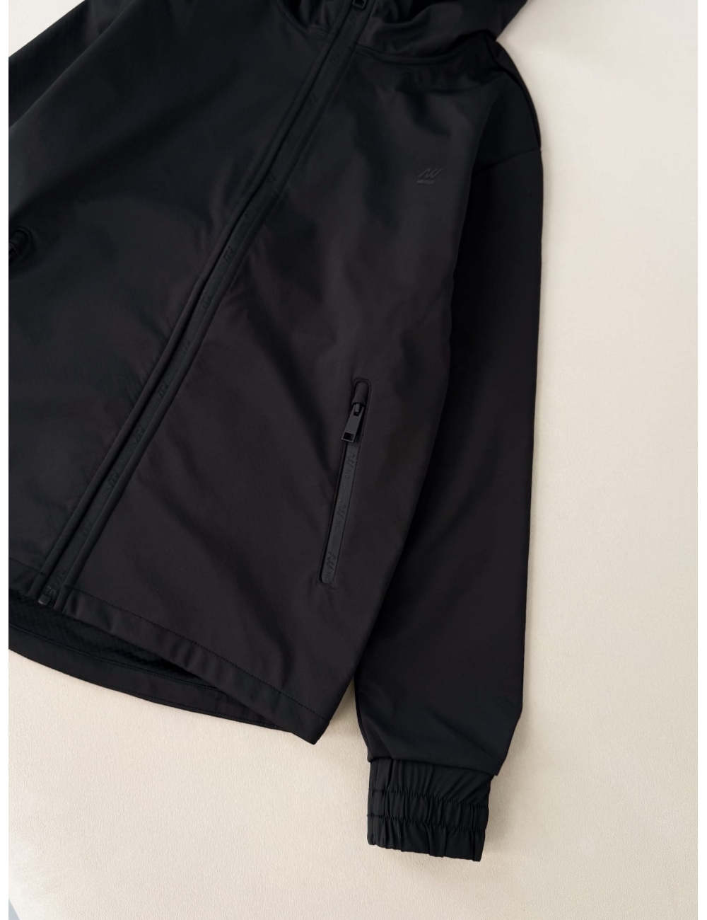 Куртка подростковая водонепроницаемая Nowear чорная Куртка подростковая водонепроницаемая Nowear чорная